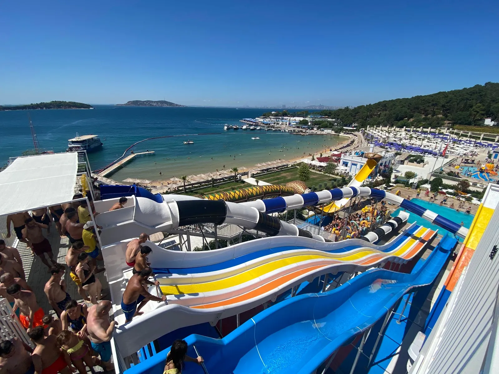 Aqua Green Beach Heybeliada