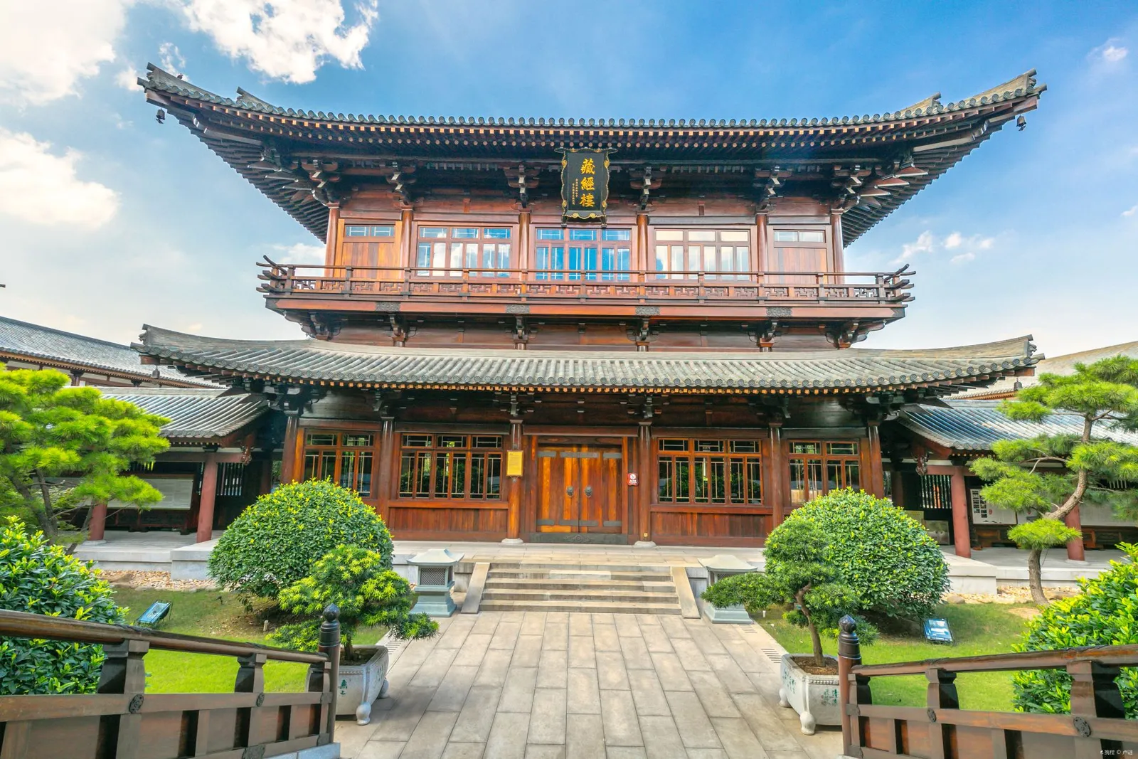 Baoshan Temple
