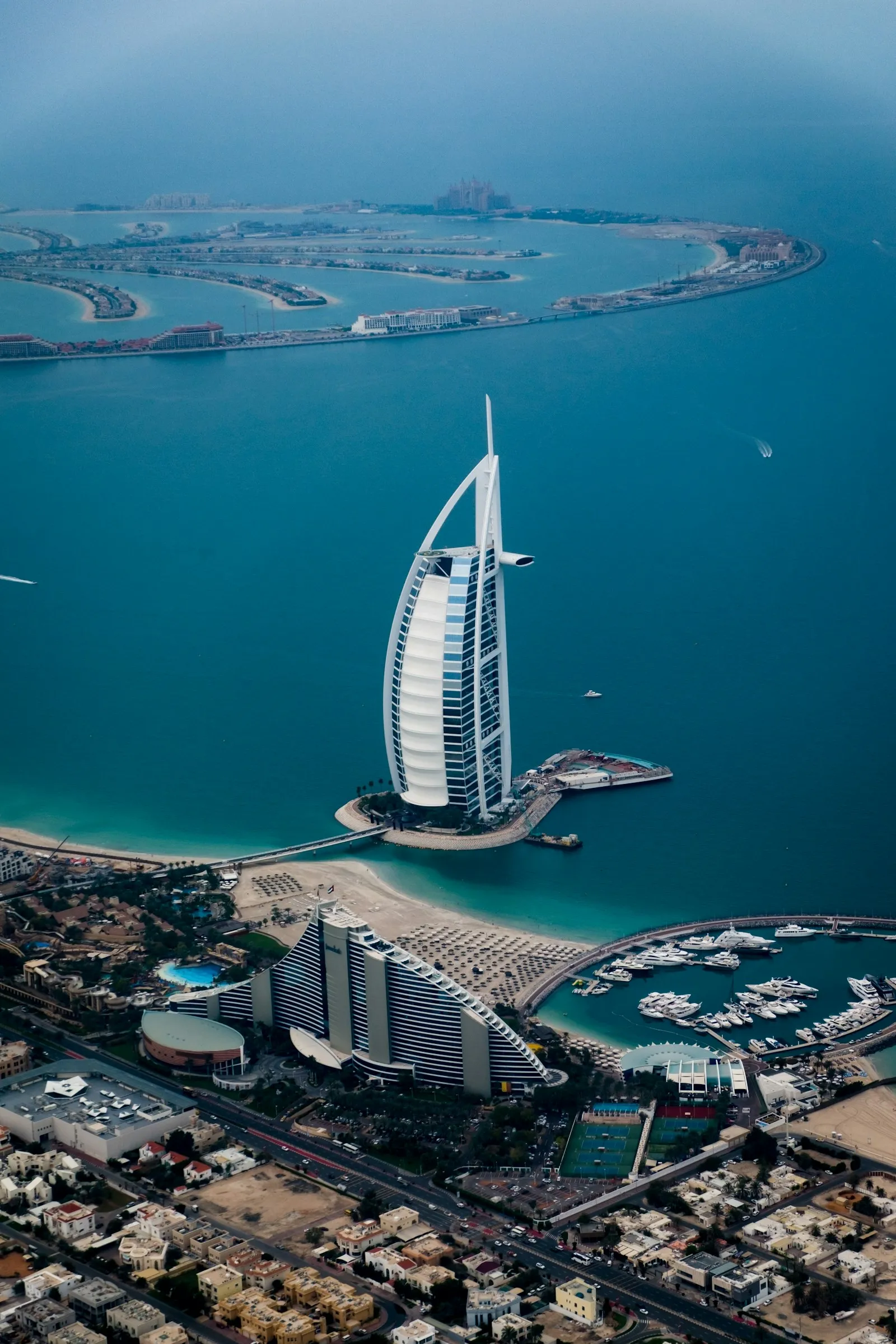 A Smart Traveler's Guide to Dubai: Where to Stay, What to Skip