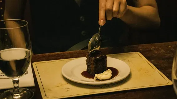 Eating London: Borough Market Food Tour with Tastings
