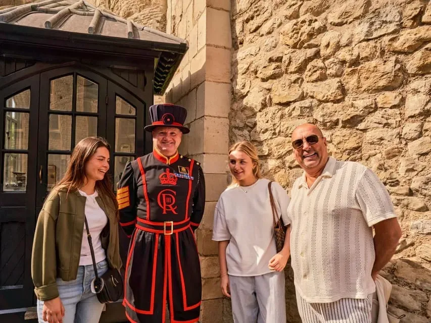 VIP Beefeaters Meet & Greet with Tower of London Guided Tour