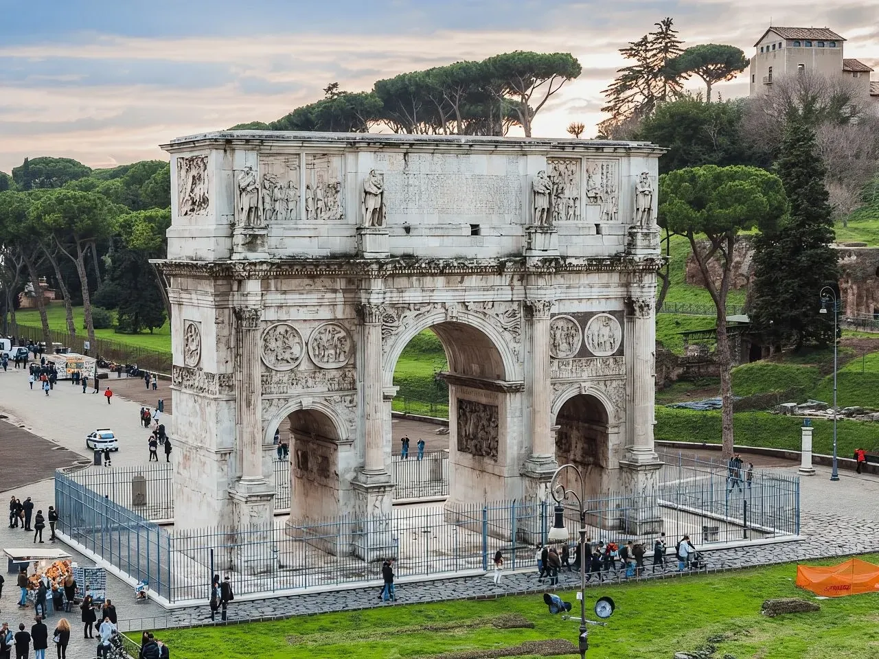 Rome Colosseum Tour: Forum, Palatine Hill & Arena Options