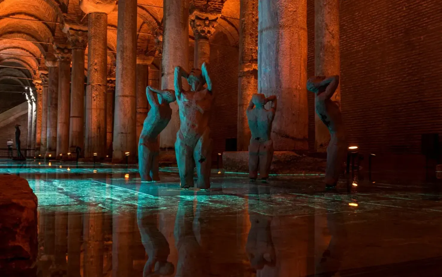 Half-day tour to Hagia Sophia & Basilica Cistern in Istanbul