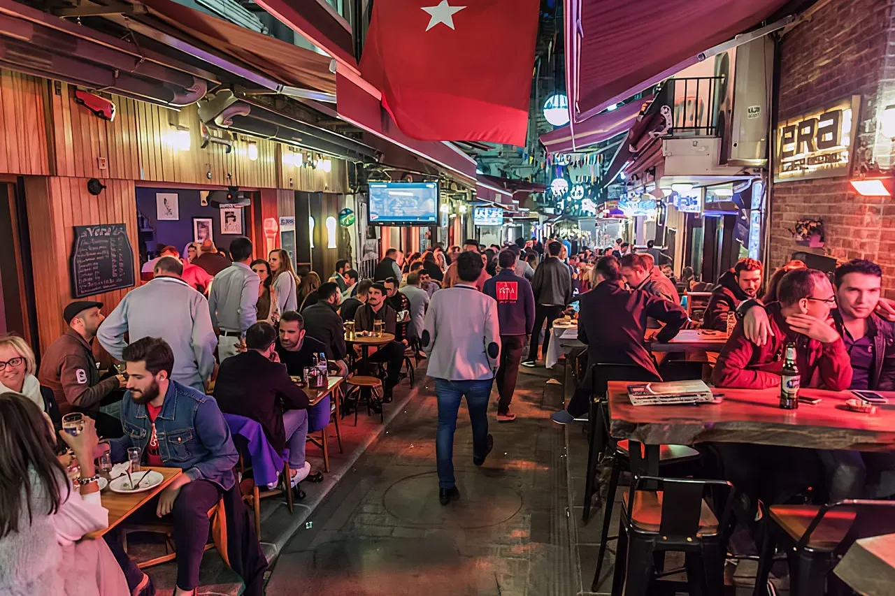 Istanbul: 4 Hours Turkish Dining Experience