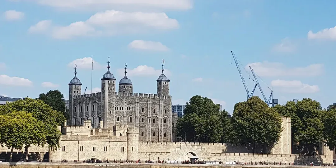 London: Westminster Tour, River Cruise, and Tower of London