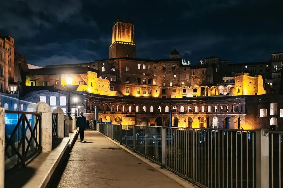 Rome: Small-Group City Highlights Moonlight Walking Tour