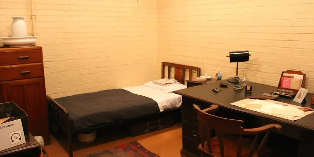 London: Westminster WW2 Tour & Churchill's War Rooms Ticket