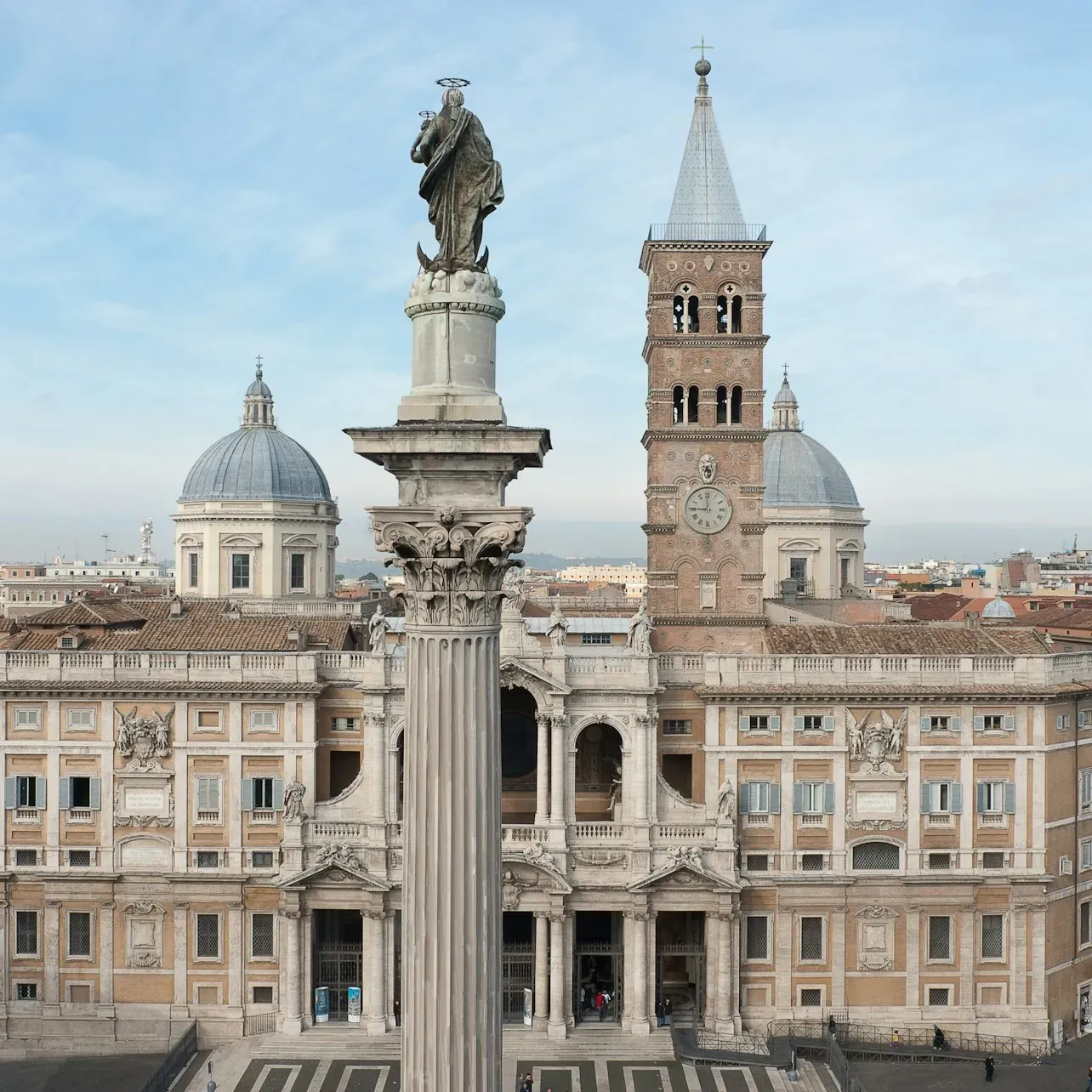 Basilica of Santa Maria Maggiore: Skip The Line Ticket + Guided Tour in Spanish