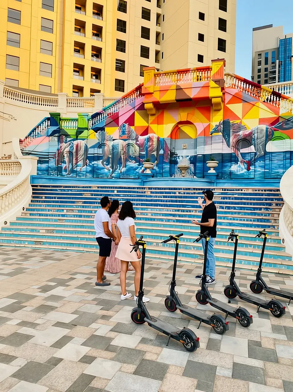 Dubai: E-Scooter Guided Tour of Marina, JBR & Bluewaters