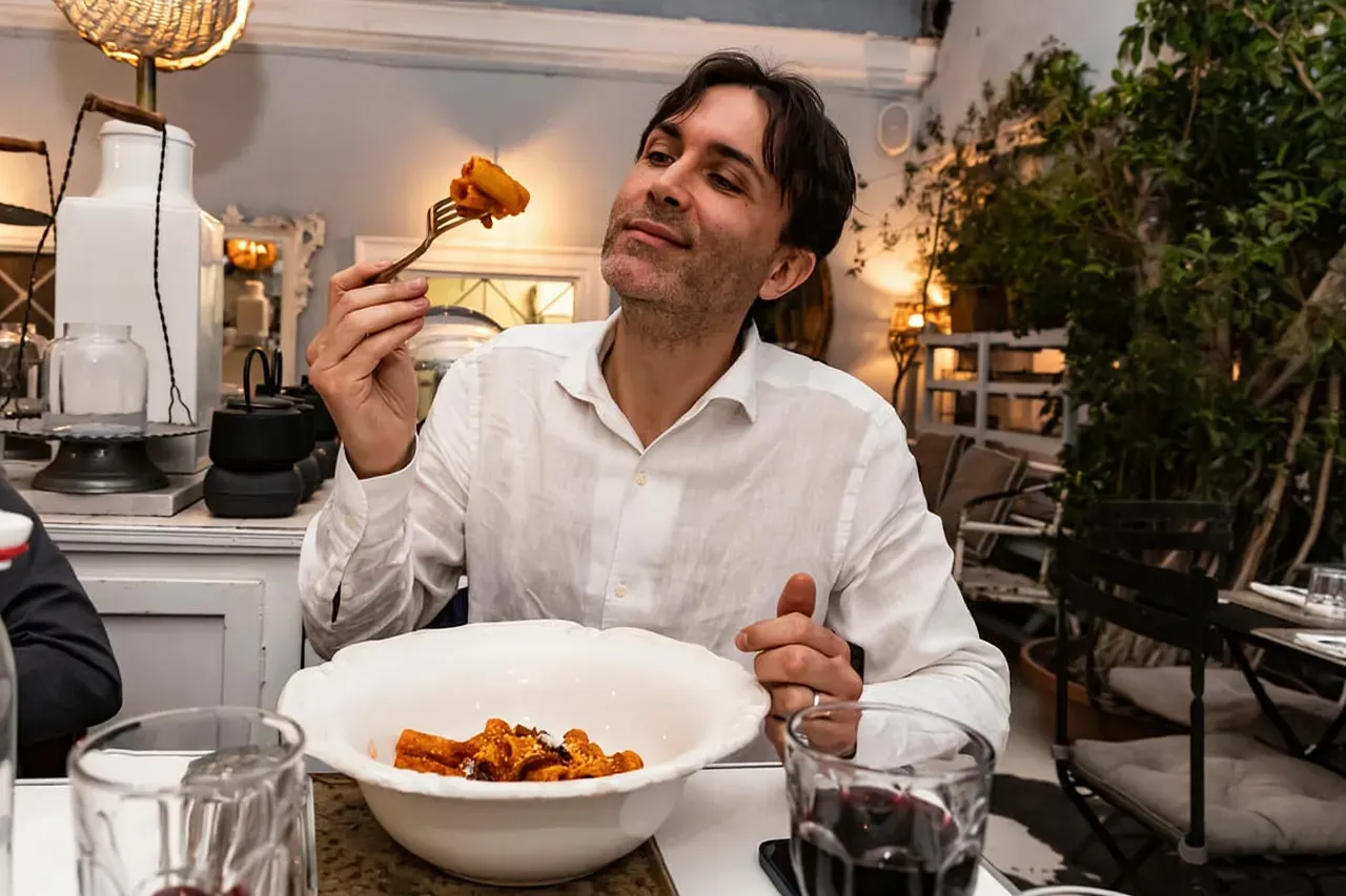 Rome: VIP Golf Cart Food Tour